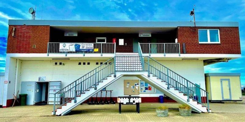 Lodge Camp Harlesiel Direkt Am Wattenmeer 비트문드 외부 사진