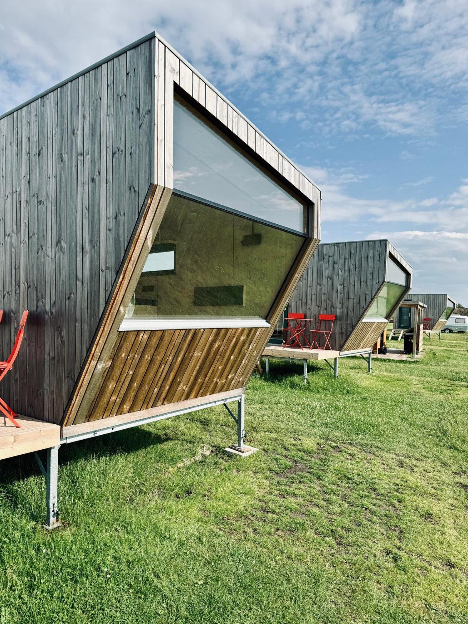 Lodge Camp Harlesiel Direkt Am Wattenmeer 비트문드 외부 사진